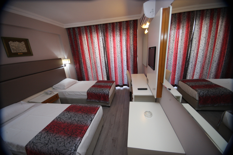 Bedroom 2, Mehtap Family Hotel, Marmaris