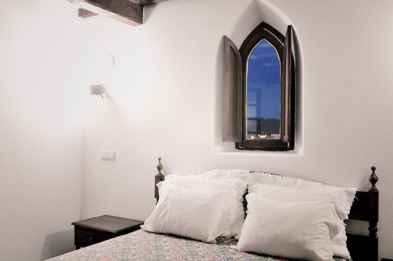 Bedroom 4, Rainha Santa Isabel , Óbidos
