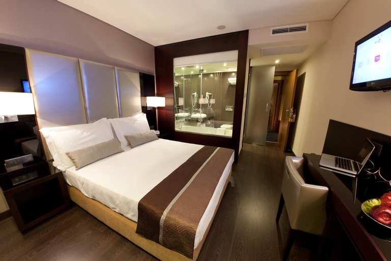 Bedroom 9