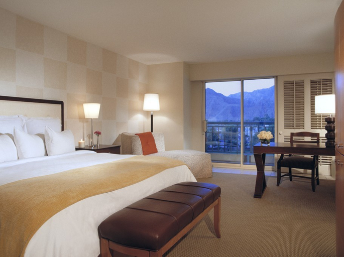 Bedroom 3, Renaissance Esmeralda Resort & Spa, Indian Wells, Riverside
