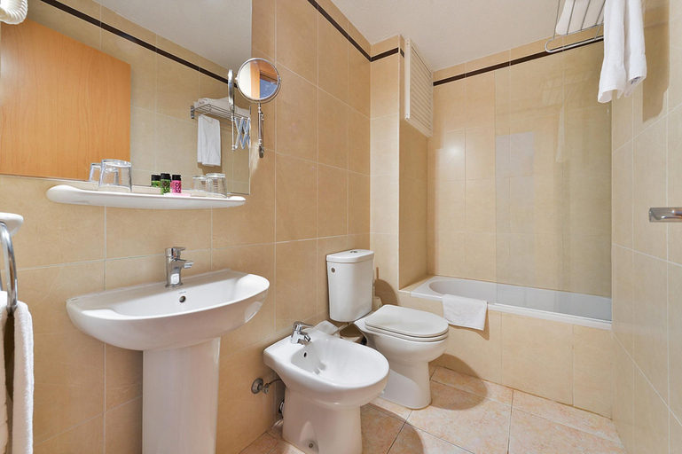 Bathroom, Lido, Baleares