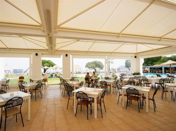 Food & Drinks 4, Geraniotis Beach, Crete