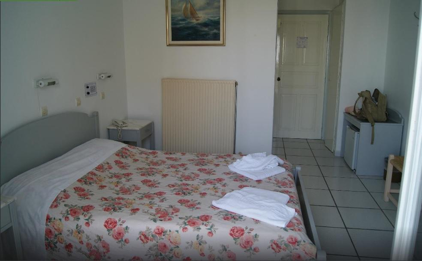 Bedroom 3, King Thiras, South Aegean