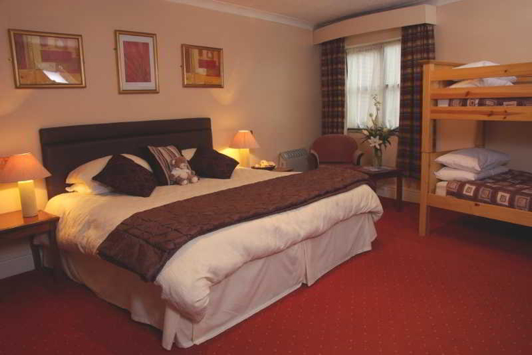 Bedroom 3, Beaufort Park Hotel and Conference Centre, Flintshire