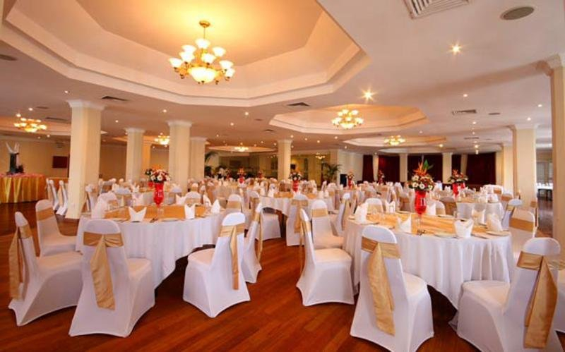 Food & Drinks 5, Grand Oriental Hotel, Colombo