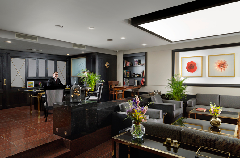 Public Area 4, Holiday Suites, Attica