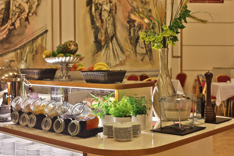 Food & Drinks 5, Ariston & Ariston Patio Hotel Prague, Praha 1