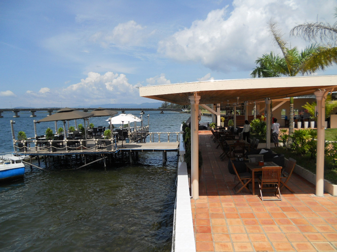 Koh Kong Bay Hotel, Smach Mean Chey