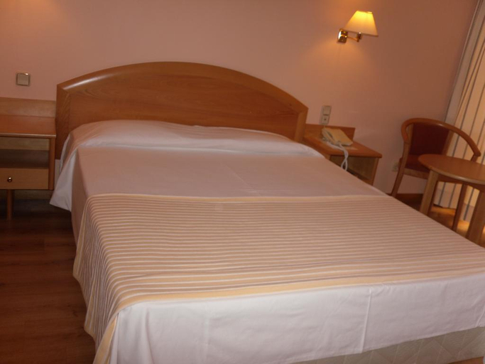 Bedroom 3, Grande Hotel Dom Dinis, Mirandela