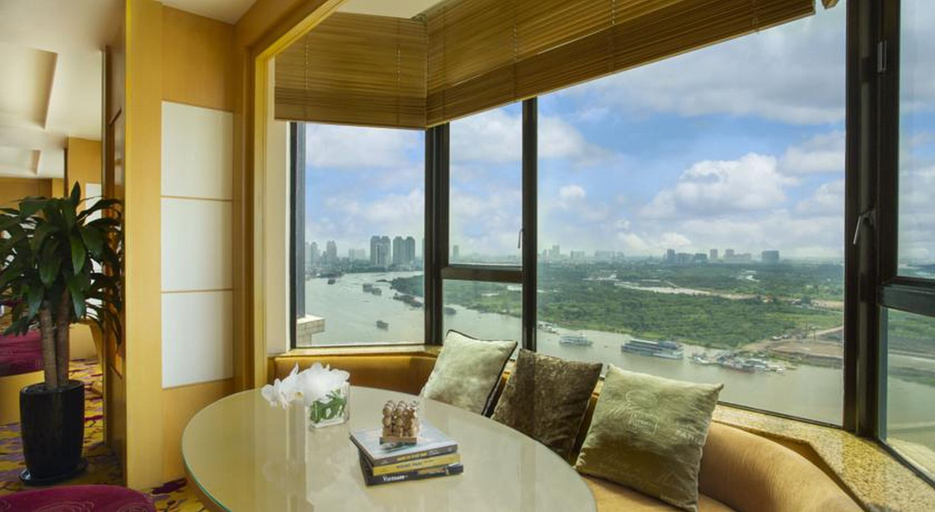 Bedroom 3, Renaissance Riverside Hotel Saigon, District 1