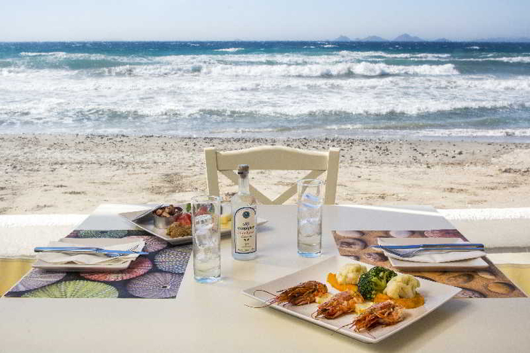 Food & Drinks 5, Aeolos Beach, South Aegean