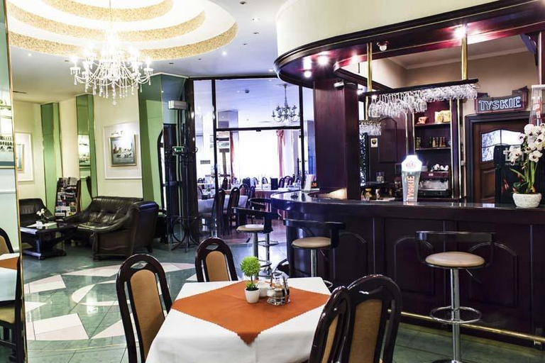 Food & Drinks 5, Hotel Ruczaj, Kraków City