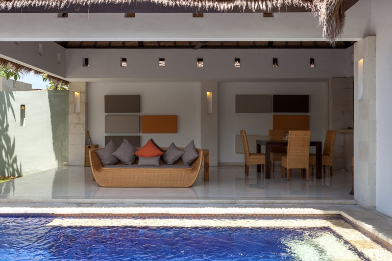 Swimming Pool 6