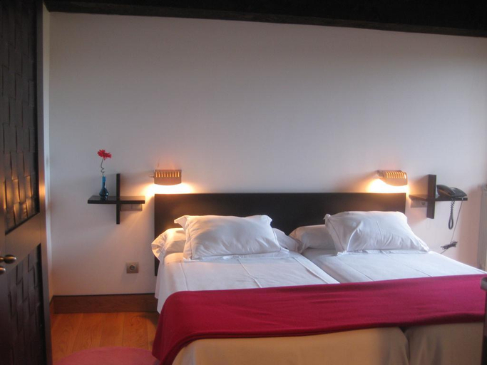 Bedroom 3, Hospederia Santillana, Cantabria