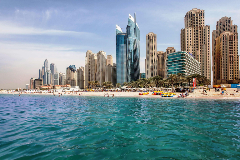 Hilton Dubai Jumeirah, Jumeira