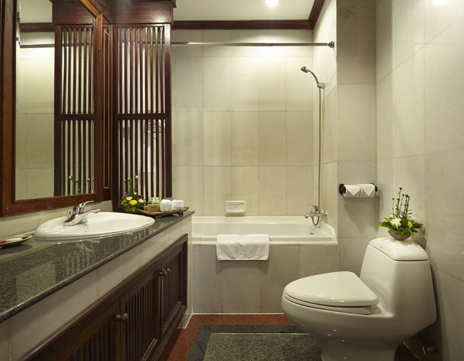 Bathroom 5, Santi Resort and Spa, Luang Prabang