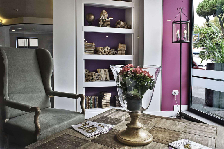 Public Area 3, Hotel Caravel, Rome