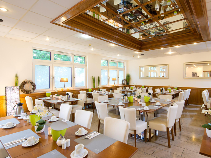 Food & Drinks 4, ACHAT Comfort Karlsruhe, Karlsruhe