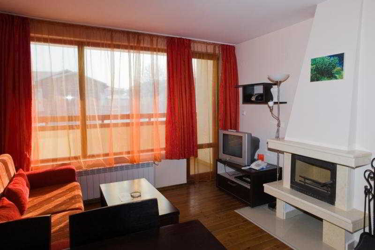 Bedroom 2, Mountview Lodge Apartments, Bansko
