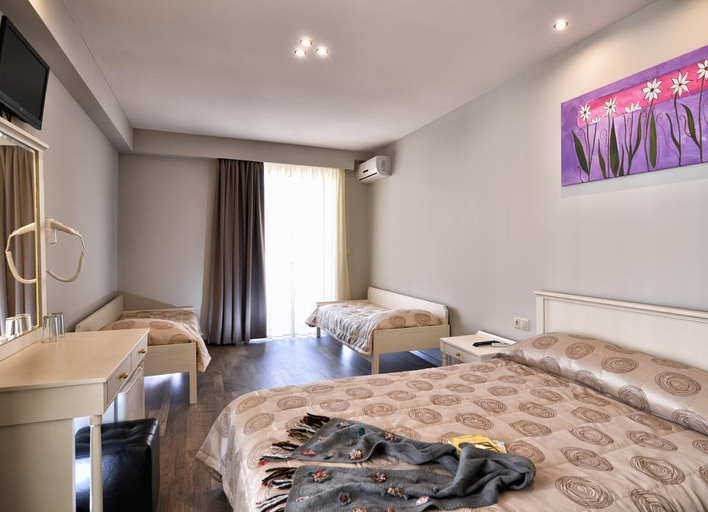 Bedroom 3, Irini, Crete