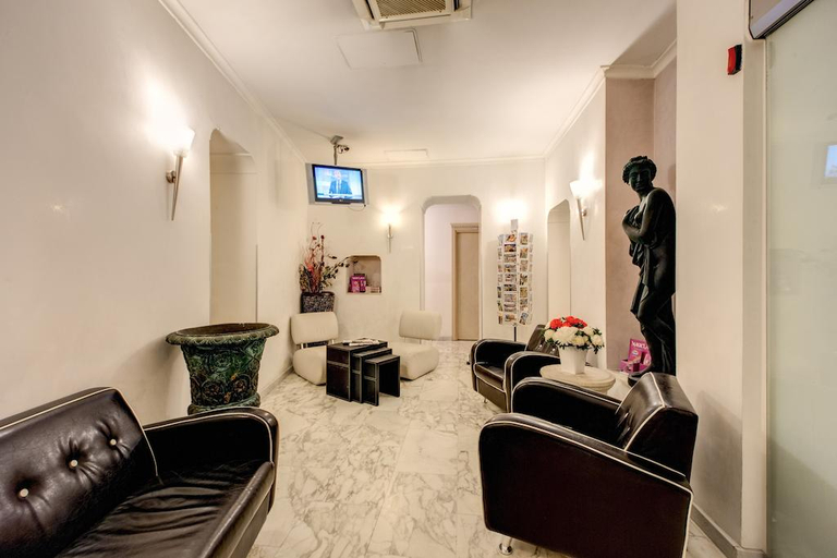 Public Area, Hotel Le Petit, Rome
