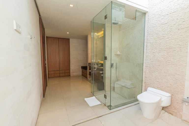 Bathroom 6