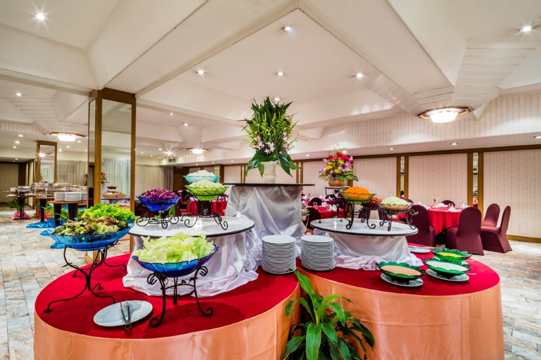 Bangkok Palace Hotel, Ratchathewi