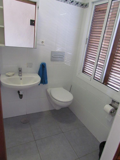 Bathroom 5, Apartamentos Sirena, Las Palmas