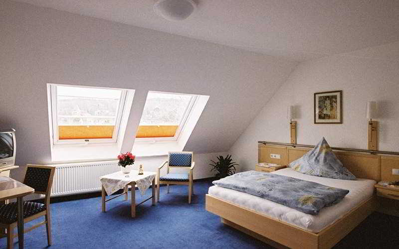 Bedroom 3, Zur Post, Bonn