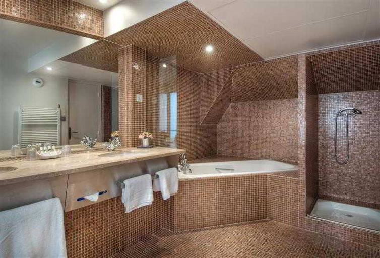 Bathroom 5, Hotel Opéra d'Antin, Paris