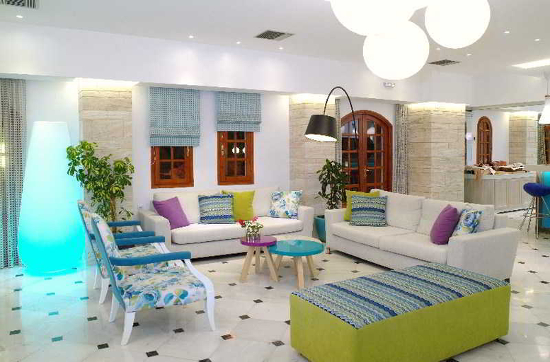 Public Area 3, COOEE Kyknos Beach Hotel & Bungalows, Crete