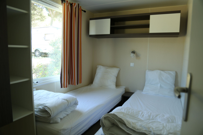 Bedroom 5, Ushuaïa Villages Camping Figurotta, Aude