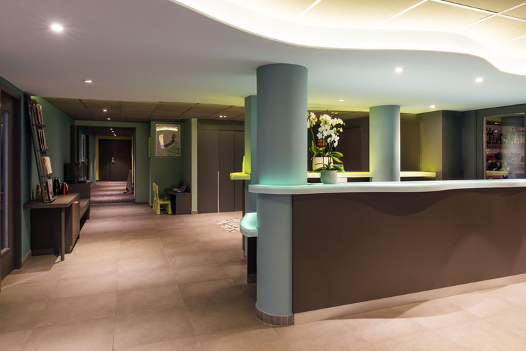 Public Area 2, ibis Styles Lyon Confluence, Rhône