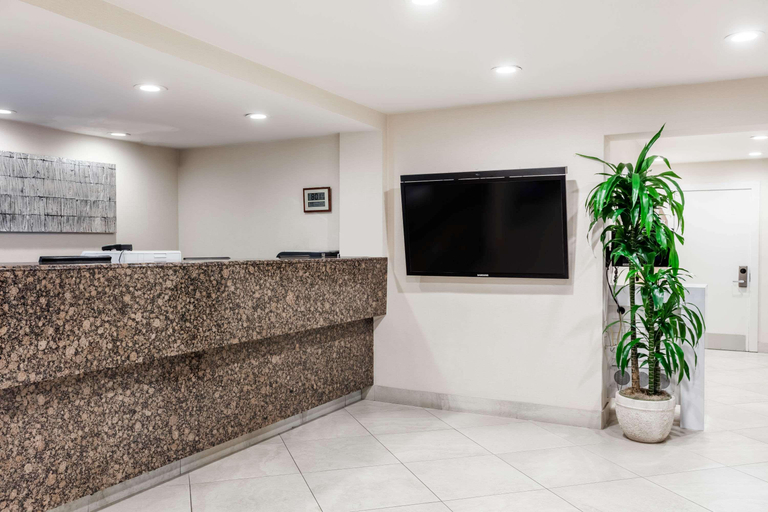 Public Area 2, Days Inn by Wyndham San Diego Hotel Circle, San Diego