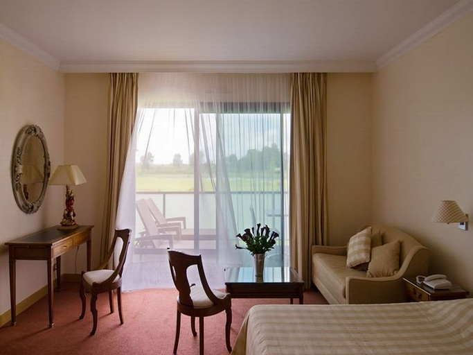 Bedroom 4, Relais de Margaux, Gironde
