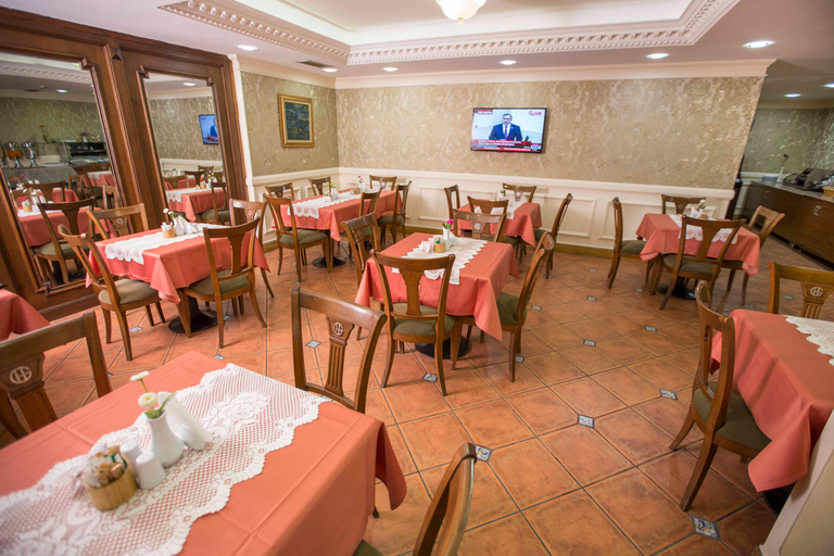 Food & Drinks 5, Hotel Golden Crown, Fatih