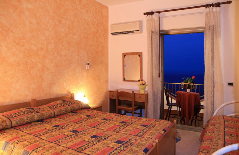 Bedroom 3, Camere Santa Margherita, Messina