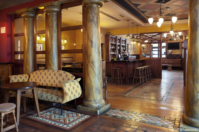 Public Area 3, Parkavon Hotel