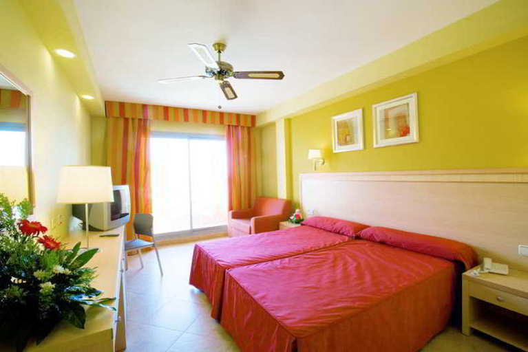 Bedroom 4, ALEGRIA Fenix Family, Almería