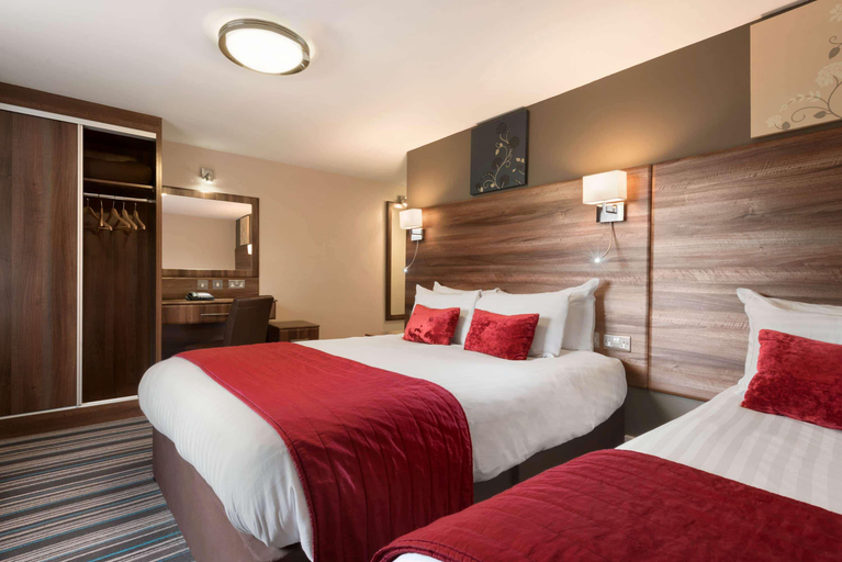 Bedroom 3, Ramada Warwick Kenilworth, Warwickshire