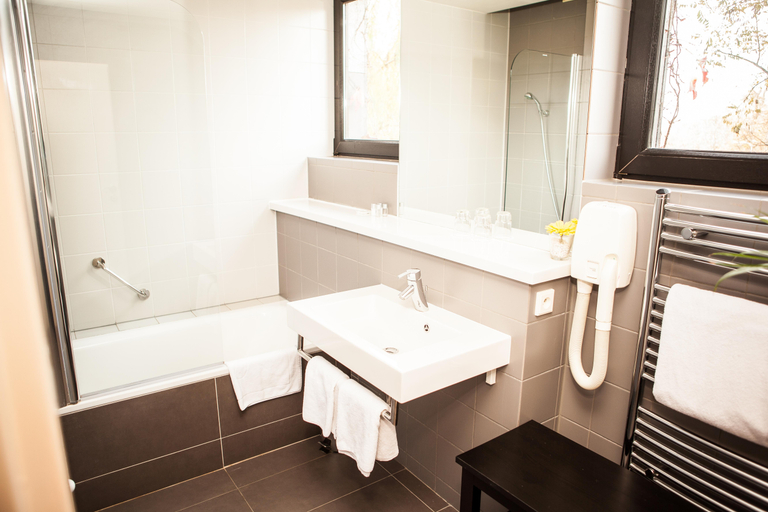 Bathroom 5, Expo Hotel Prague, Praha 7