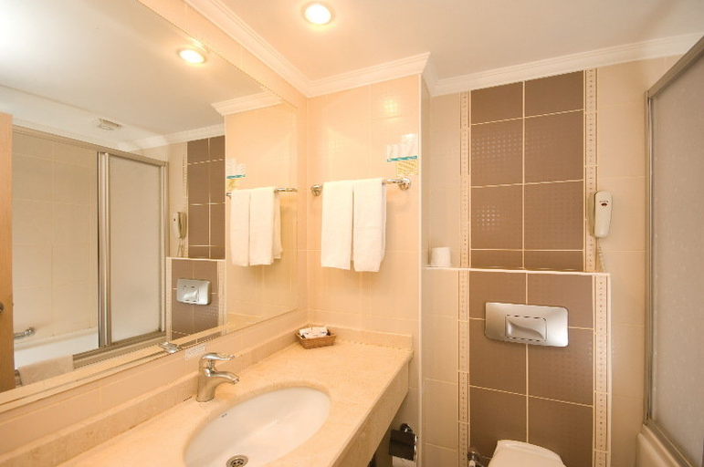Bathroom, Holiday Garden Resort, Manavgat