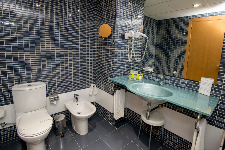 Bathroom 4, Eurostars Malaga, Málaga
