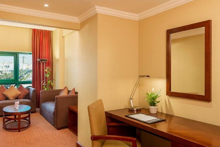 Bedroom 3, Coral Dubai Deira Hotel, Dubai