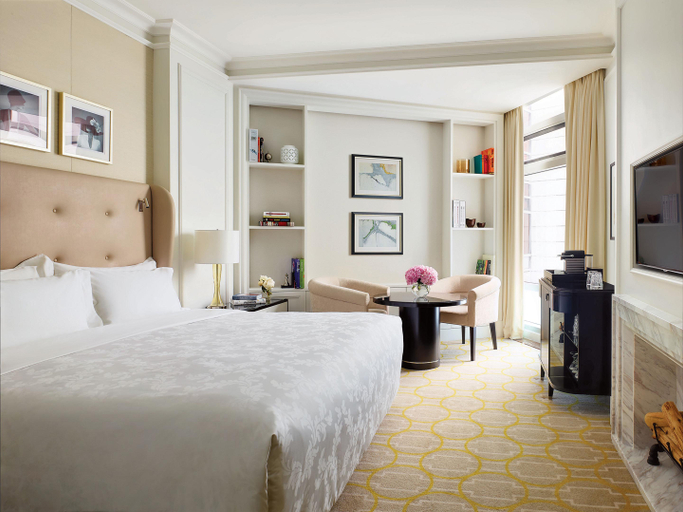 Bedroom 3, The Langham, Hong Kong, Kowloon