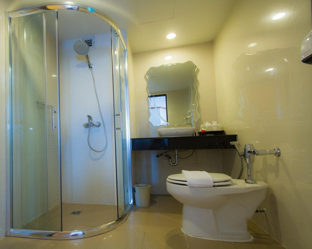 Thong Tarin Hotel, Muang Surin