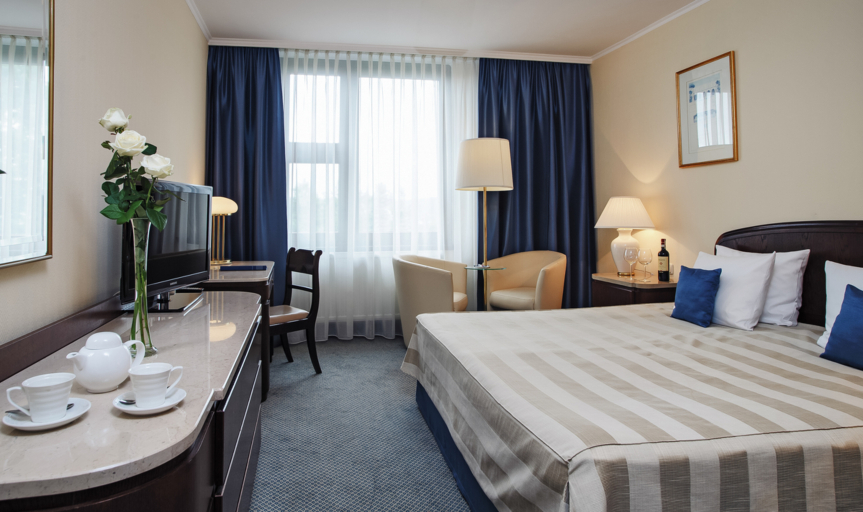 Bedroom 3, Booking Hotel Crown Piast & Spa*****, Kraków City