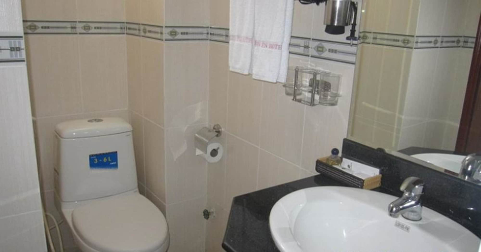 Bathroom 4, RedDoorz near Gia Dinh Park, Gò Vấp
