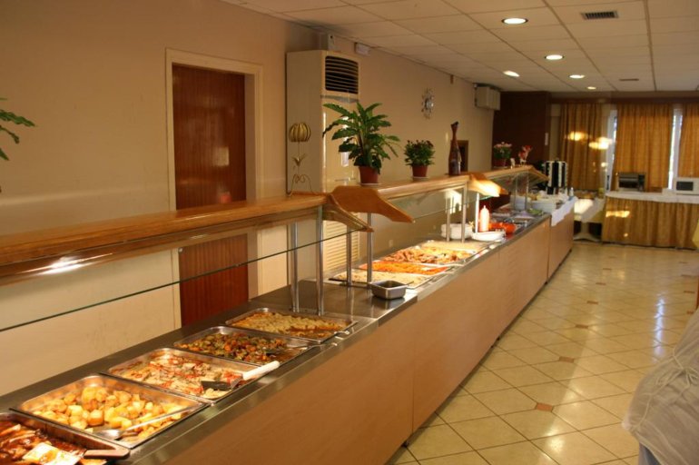 Food & Drinks 3, Village Inn, Ionian Islands