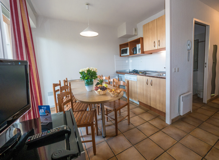 Dining Room 27